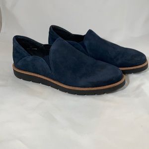 Vaneli Jager Navy Loafer